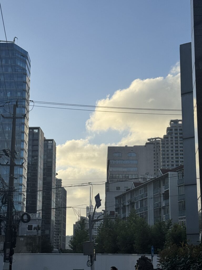 2026.7.14 周二 晴 非常热的天气。